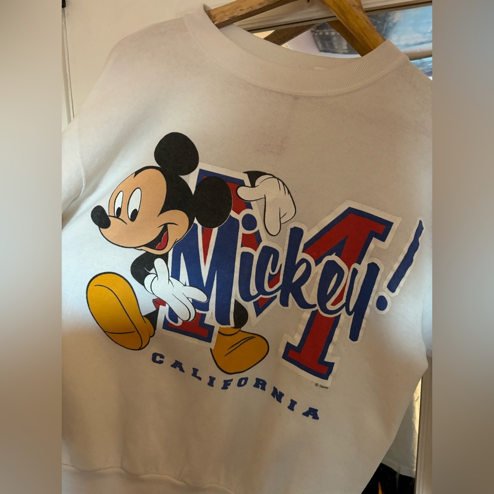 Vintage White Mickey Crewneck
